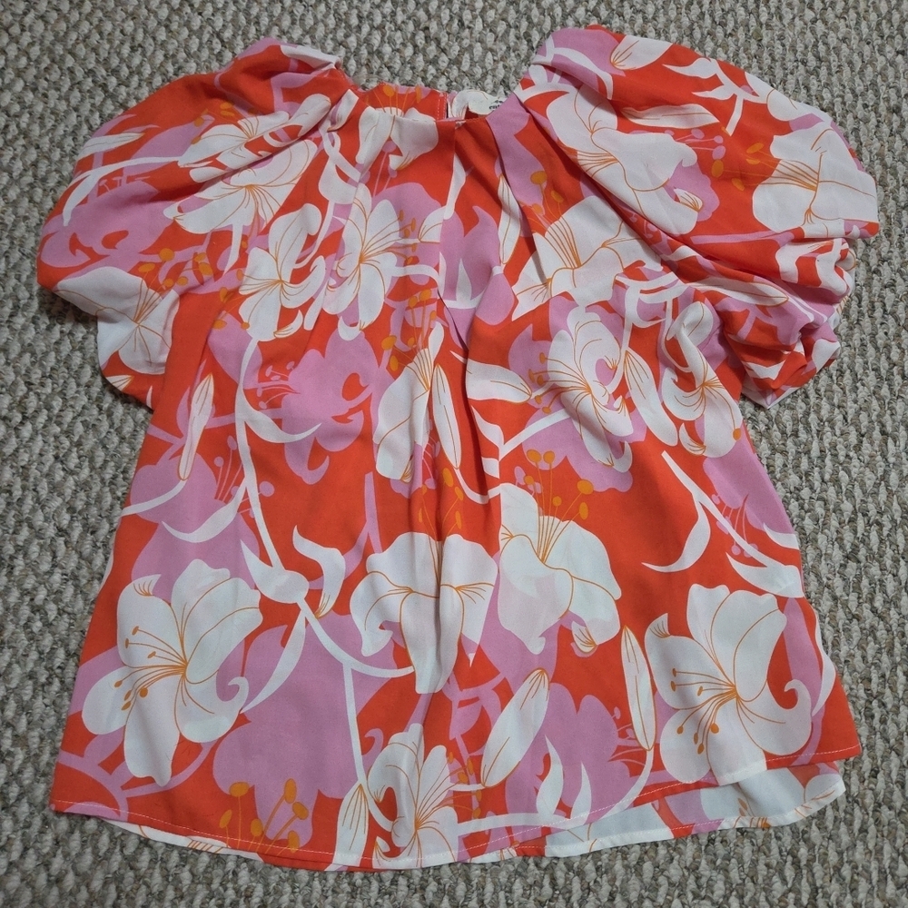 Entro Vibrant Floral Puff Sleeve Blouse